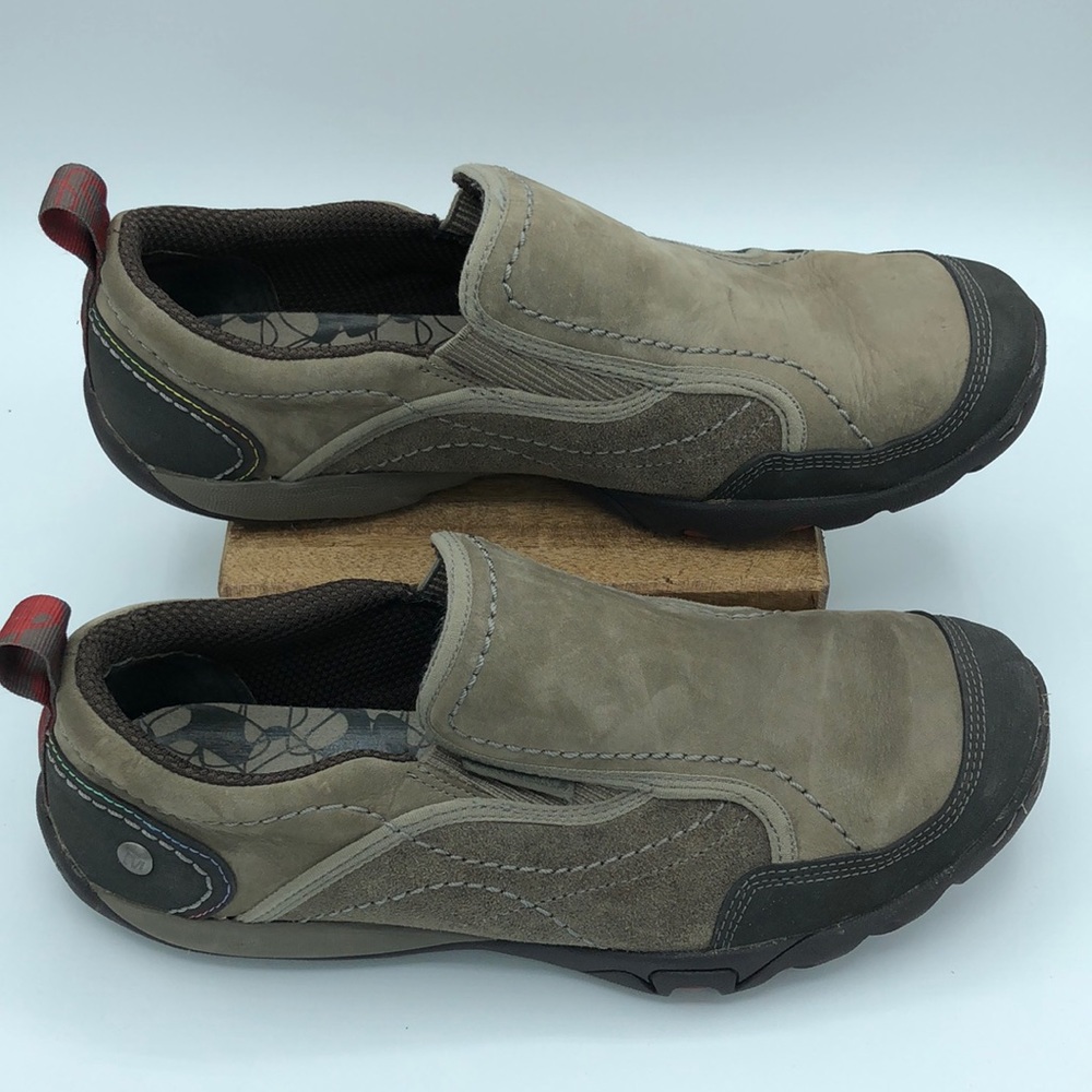 Merrell Women's Moc Boulder Slip On Casual Shoe Size 8.5 Brown - EUC